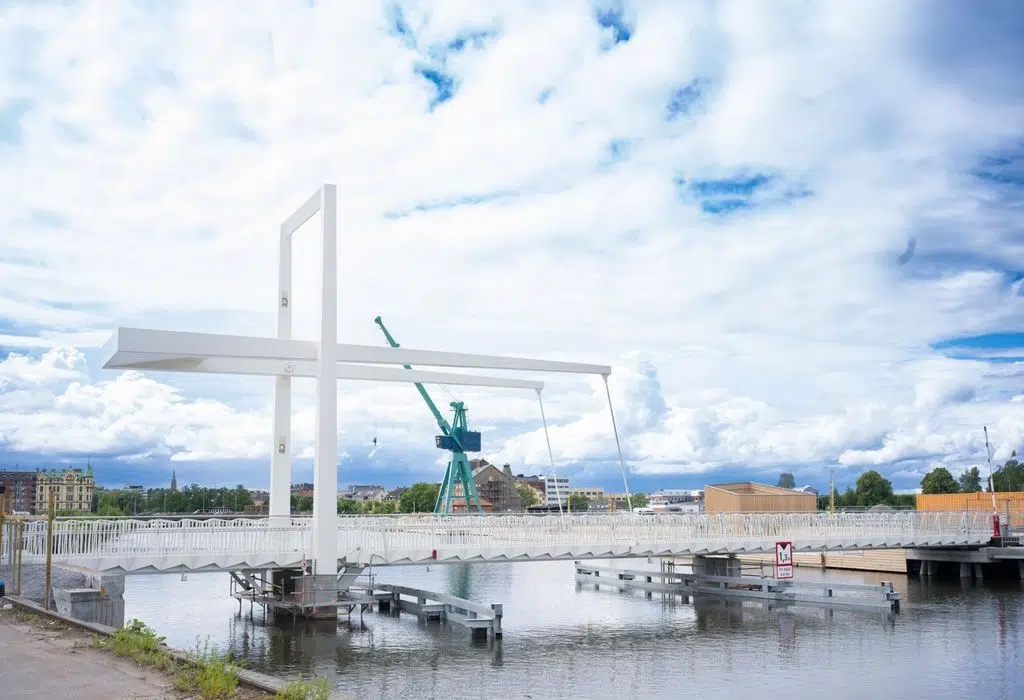 sting bridge engineering analysis